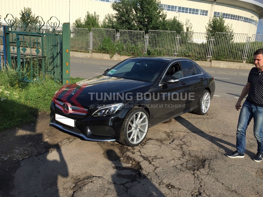 Mercedes C Class на 20" дисках Vossen CVT Silver Metallic фото 3